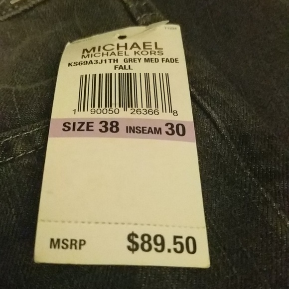 Pants/shirts - Picture 2 of 6